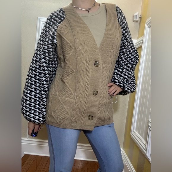 Tan and Black Houndstooth Women's Cardigan - Picture 4 of 10